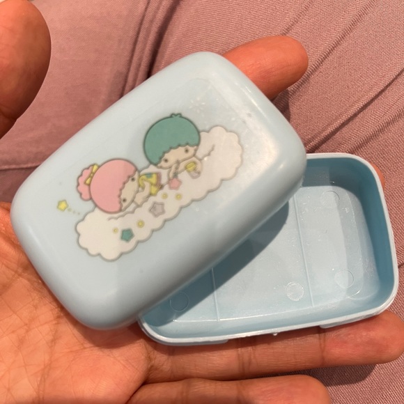 Vintage Sanrio Little Twin Stars Mini Case 1976 Made in Japan Soap Box Trinket - Picture 5 of 7